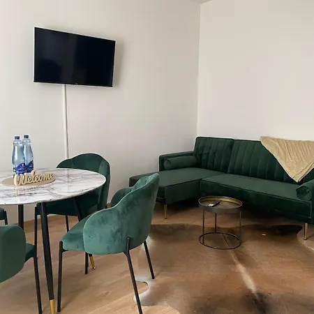 G Kennedy, 3 Personen Deluxe