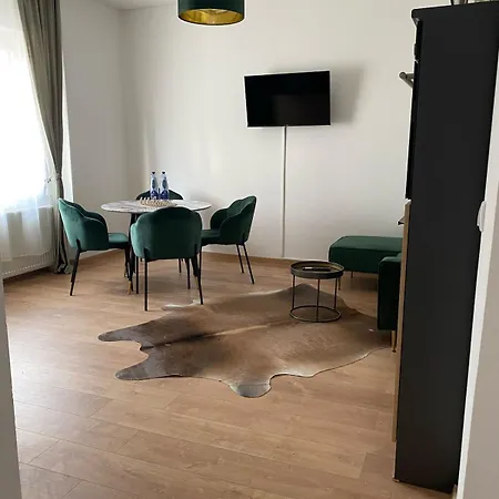 G Kennedy, 3 Personen Deluxe *